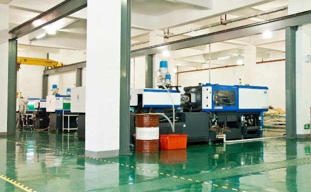 注塑模具成型制品，如果表面有裂紋該如何解決？