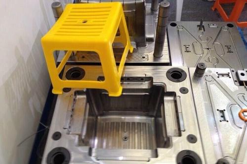 注塑模具加工中模具原理及組成要點有那些呢？